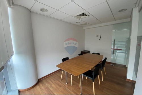 Oficina 80m2 En Av. Las Condes Con Las Tranqueras