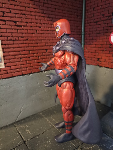 Magneto Marvel Select De Diamond Select Toys (Usado)