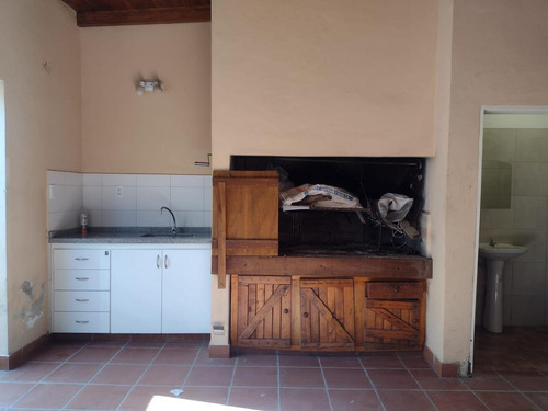 Imagen 25 de 30 de Venta De 2 Departamentos, Depósito, Cochera Y Local - Concepción Del Uruguay, Entre Rios -ideal Inversor!!!!