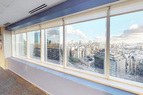 Laminar Plaza | Oficina En Impecable Estado | Excelentes Vistas - Disponibilidad Inmediata.
