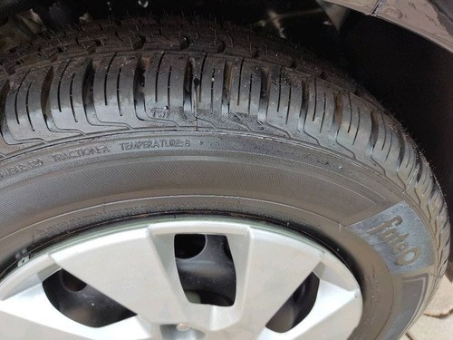Imagem 8 de 15 de Chevrolet Onix 1.0 Mpfi Joy 8v Flex 4p Manual