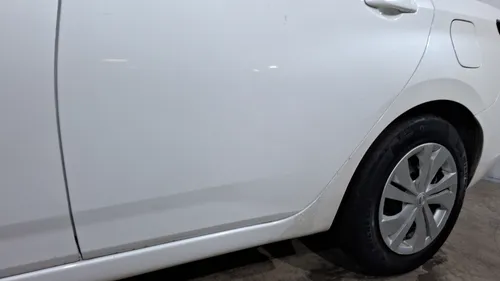 Nissan Versa 1.6 Sense Cvt