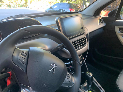 Peugeot 208 1.6 Feline Tiptronic 2018