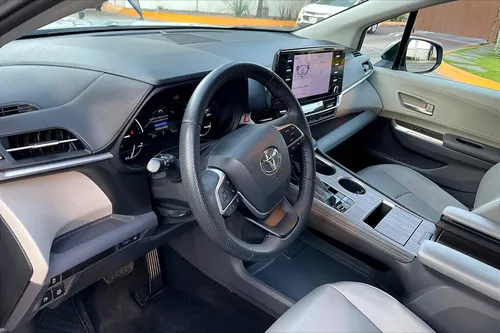 Toyota Sienna 3.5 Xle Piel At