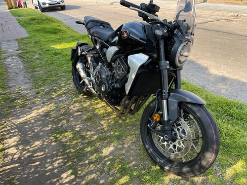 Imagen 8 de 17 de Honda Cb 1000 R (no Z 1000 - Mt - Z 900 - Diavel - Brutale )