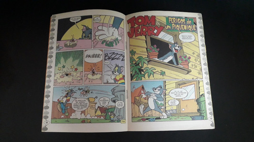 Gibi Tom E Jerry Nº 12 - Maio 2003 - Ed Abril (Usado)