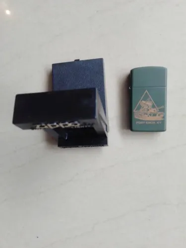 Encendedor Zippo Pequeño (Usado)