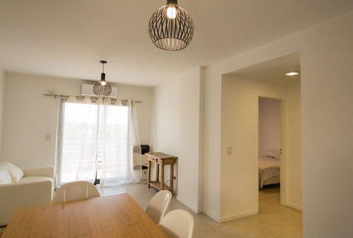 Imagen 3 de 24 de Departamento 2 Amb En Venta. San Fernando