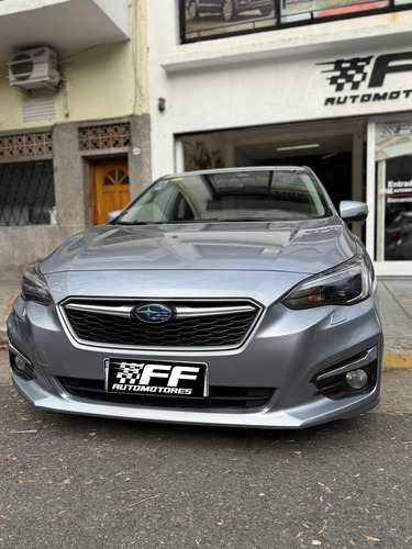 Excelente Subaru Impreza 2.0i