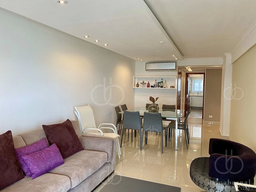 Imagen 6 de 30 de Venta De Apartamento De 2 Dormitorios En Edificio Miami Boulevard Punta Del Este