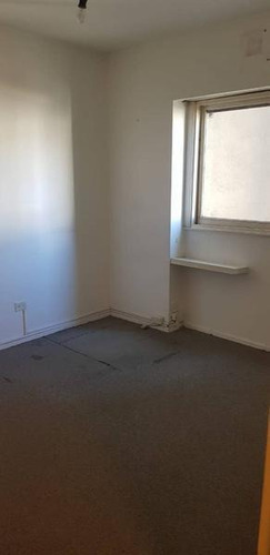 Imagen 12 de 19 de Departamento En Venta 2 Ambientes Con Dependencia De Servicio Apto Profesional