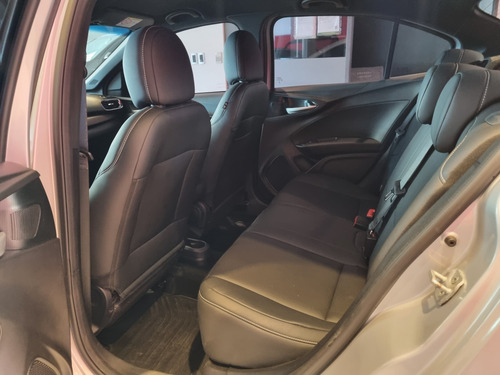 Fiat Cronos 1.8 16v Precision At6 Pack Premium