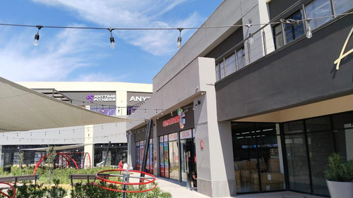 Local En Centro Comercial En Renta En Lomas Vallarta, Chihuahua, Chihuahua