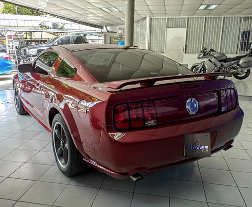 Imagen 5 de 10 de Ford Mustang