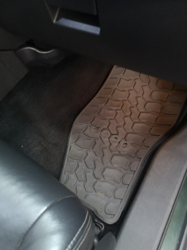 Imagen 10 de 15 de Jeep Liberty Jet 2012 Limited Piel 4x4