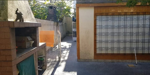 Imagen 3 de 7 de Casa Para 2 Familias En Venta En Villa Luzuriaga