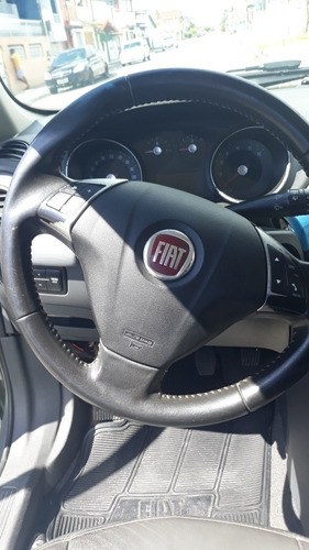 Fiat Punto 2014 1.6 16v Essence Flex 5p