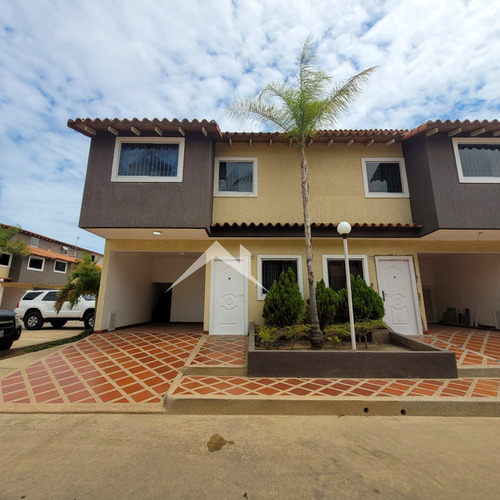 Imagen 12 de 12 de Townhouse En Venta C.r Brisas De La Romanza - Nueva Barcelon