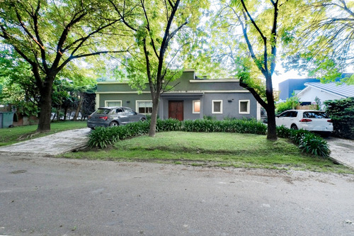 Casa Country San Carlos, Sector San Eduardo, 3 Dorm. Con Dependencia Parrilla Pileta