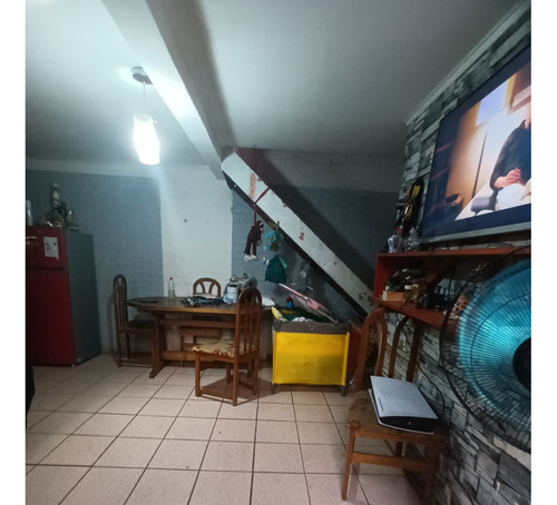 Acogedor Depto. Primer Piso Dúplex, Ideal Para Subsidio