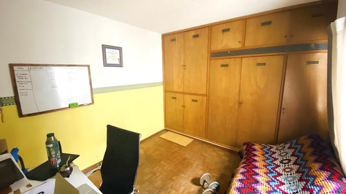 Imagen 6 de 17 de Venta De Apartamento Cuatro Dormitorios En Centro Garaje