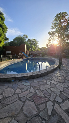 Quinta En Venta 8.150 M² Piscina Y Quincho A 3 Cuadras Rn3