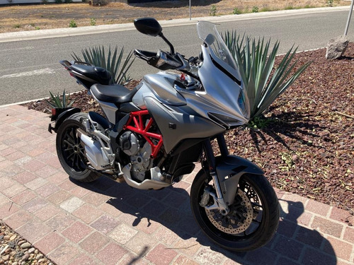 Imagen 3 de 15 de Mv Agusta Turismo Veloce
