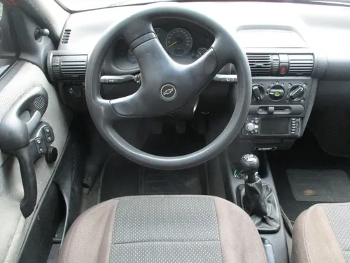 Chevrolet Corsa Wind 1400cc Mt Aa