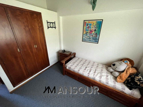 Chalet Sobre Lote De 1550m2 En Esquina Country San Diego