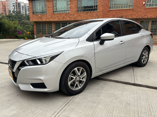 Nissan Versa 1.6 Advance