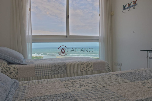Imagen 24 de 26 de Apartamento Con 3 Dormitorios Más Dependencia En Alquiler Temporada - Punta Del Este Brava