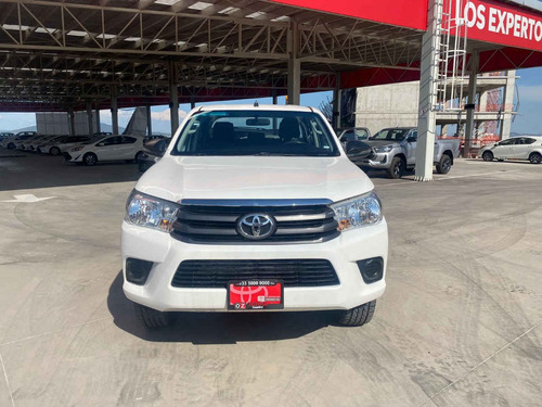 Imagen 8 de 13 de Toyota Hilux 2018 4p Doble Cabina Base L4/2.7 Man