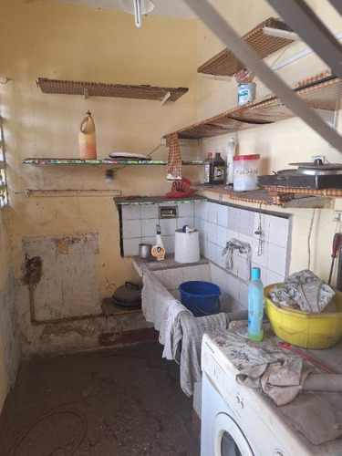 Local Con Vivienda En Venta En Gerli Oeste