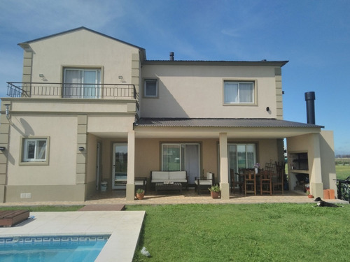 Imagen 28 de 30 de Casa De 6 Ambientes Con Pileta En Santa Inés!!!
