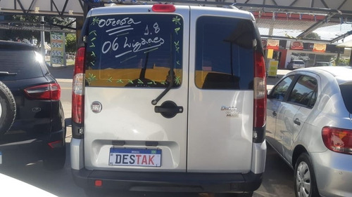 Imagem 5 de 9 de Fiat Doblô 2012