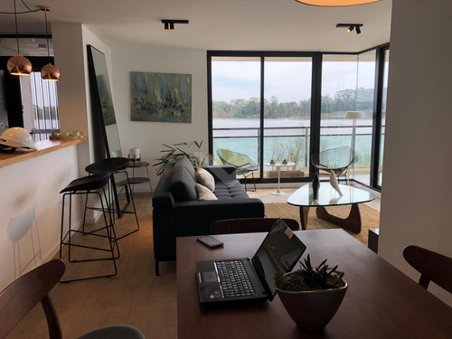 Venta Apartamento A Estrenar Al Lago De 3 Dormitorios Terraza Parrillero