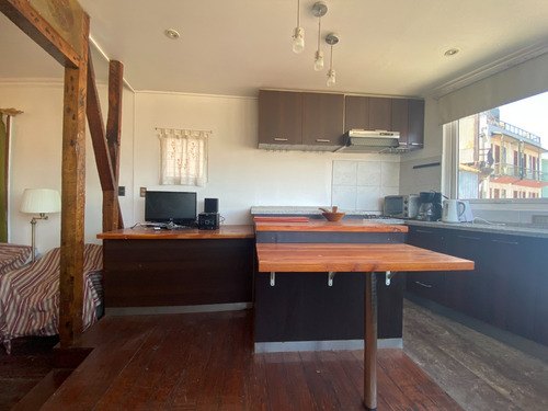 Casa Amoblada Cerro Artillería, Año Corrido