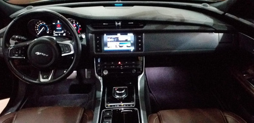 Jaguar Xf 2.0 R-sport Turbocharged Gasolina 4p Automático