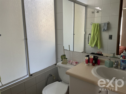 Propiedad Con Piscina Y Patio 329 M² En Sta Rosa Del Peral