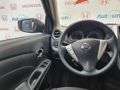 Imagen 9 de 12 de Nissan Versa Advance Mt 2019