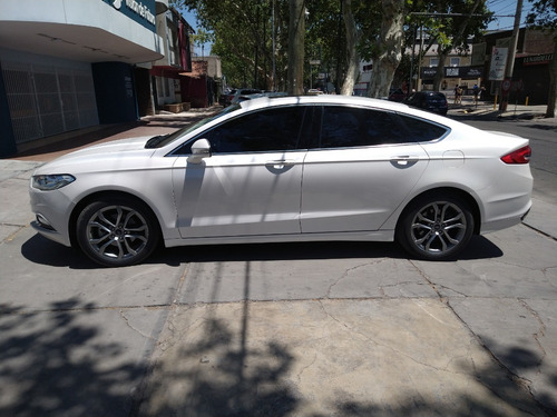 Imagen 4 de 10 de Ford Mondeo Se Ecoboost 2017