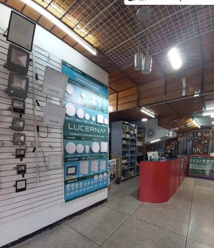 Imagen 2 de 5 de Se Vende Local Comercial Planta Baja Con Mezzanina