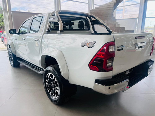 Toyota Hilux Pick-Up 2.8 Cd Srx 204Cv 4X4 At