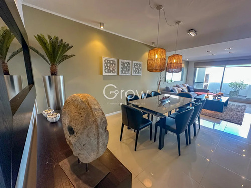 Planta Especial En Piso Alto, Parrillero Y Jacuzzi En Balcón