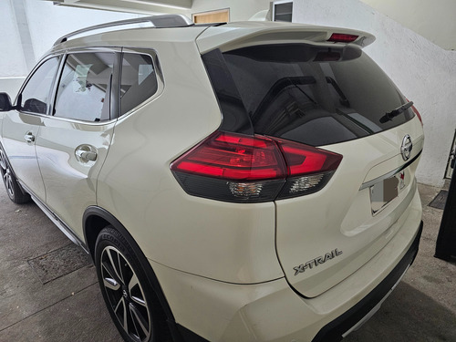 Nissan X-Trail 2.5 Exclusive 3 Row Cvt