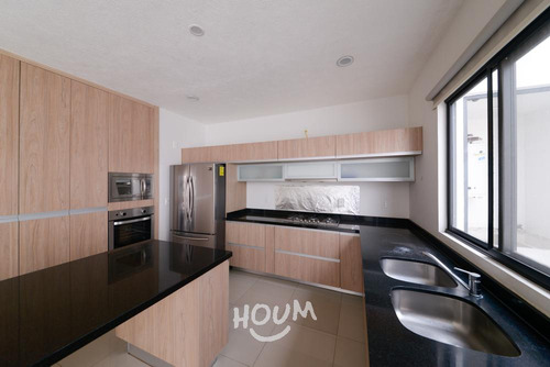 Casa En Senderos De Monte Verde, Tlajomulco De Zúñiga Con 3 Recámaras, 162 M², Id: 87017