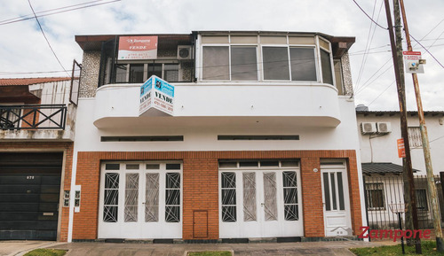 Venta De Casa Multifamiliarconstruida S/ Lote Propio De 454 M2, Ideal P/2 Familias -el Palomar