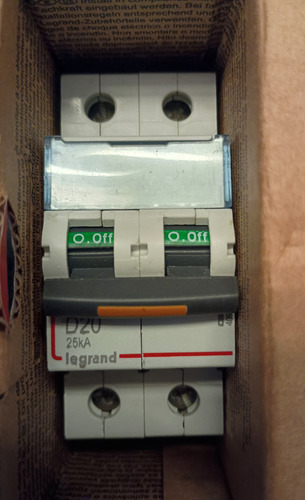 Interruptor Automatico 2p 20a Curva D 25ka Ref 409821 Legran