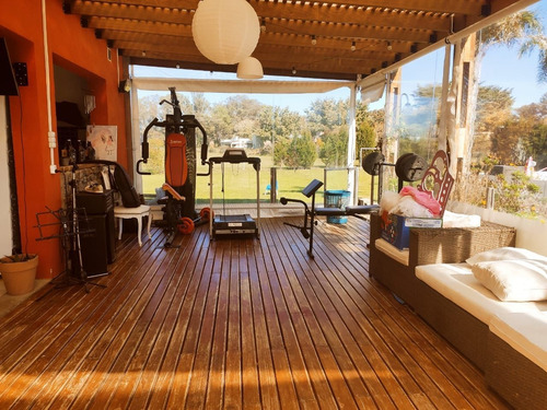 Imagen 10 de 14 de Excelente Casa Categoría Comarcas De Lujan Santa Irene!!!