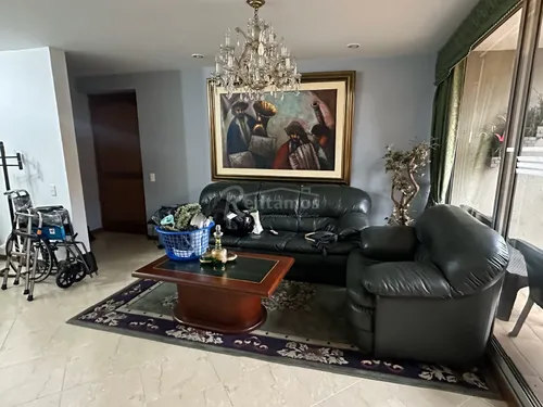 Apartamento En Arriendo En Jardines. Cod A776033